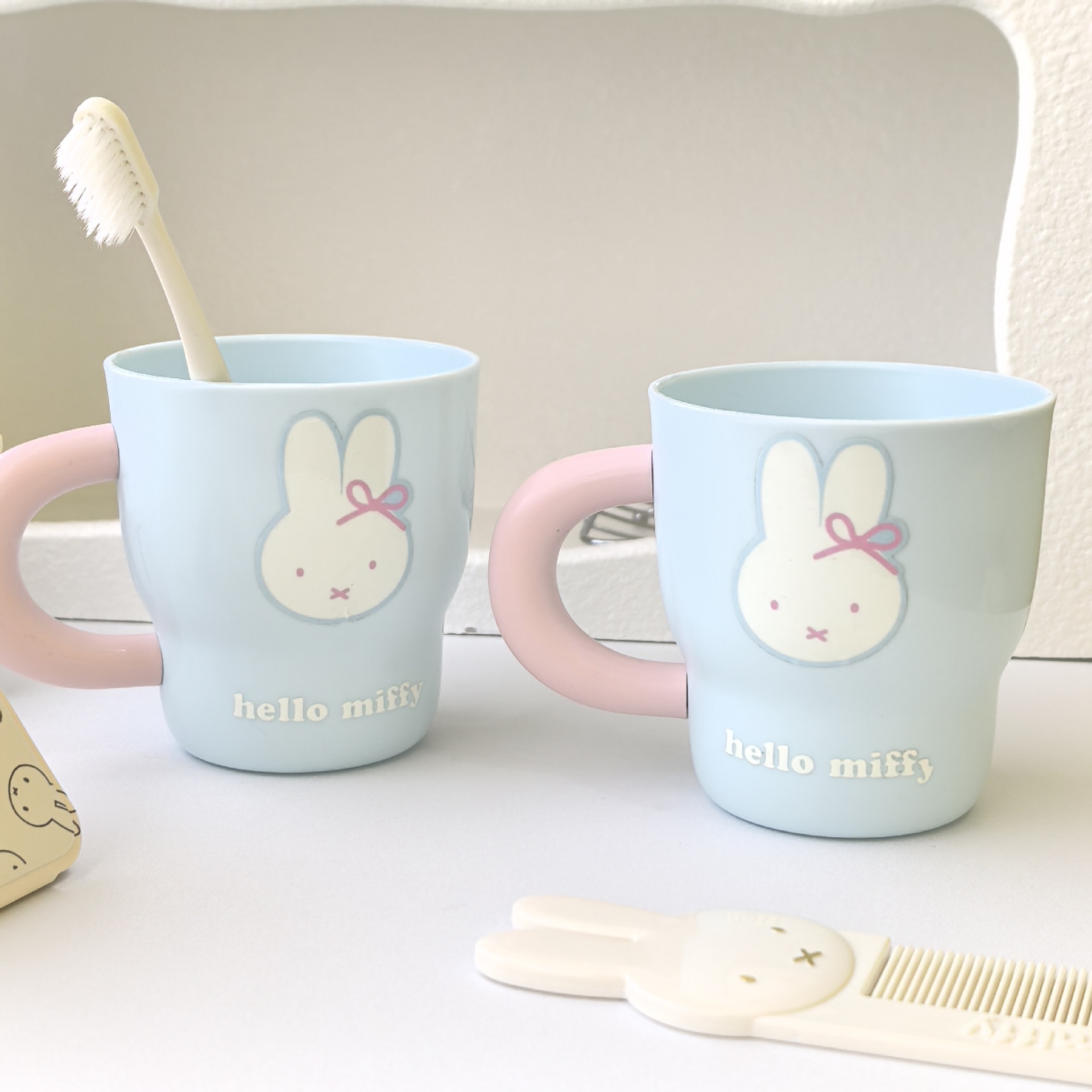Miffy-Kaninchen-Cartoon-Muster – Home Bathroom Movie Bewertung und Preis
